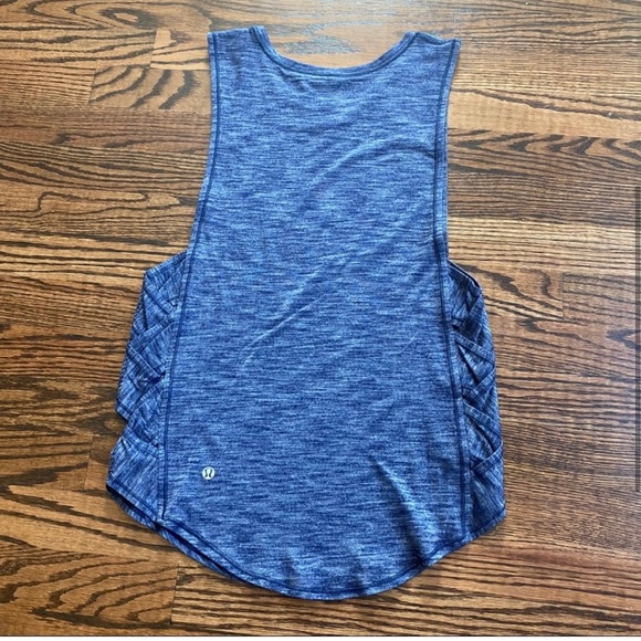 - 🙌EUC LULU-LEMON VAR-CITY MUSCLE TANK - Picture 4 of 8